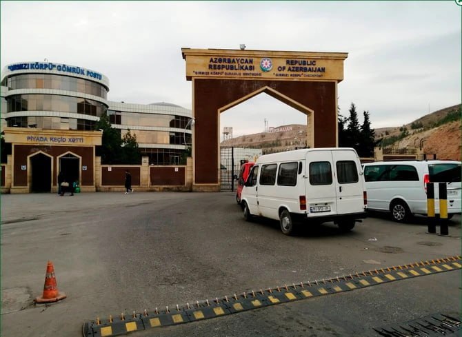 &ldquo;Qırmızı Körpü&rdquo;də ƏMƏLİYYAT &ndash; Gömrükdə bəyan edilməyən dərmanlar aşkarlandı &ndash; FOTO