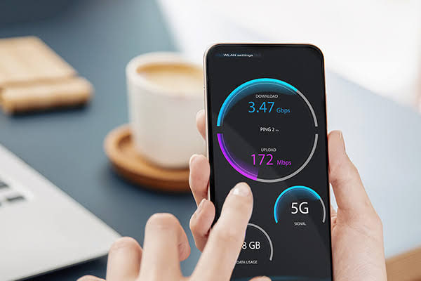 Azərbaycanda mobil internet gerilədi - Statistika