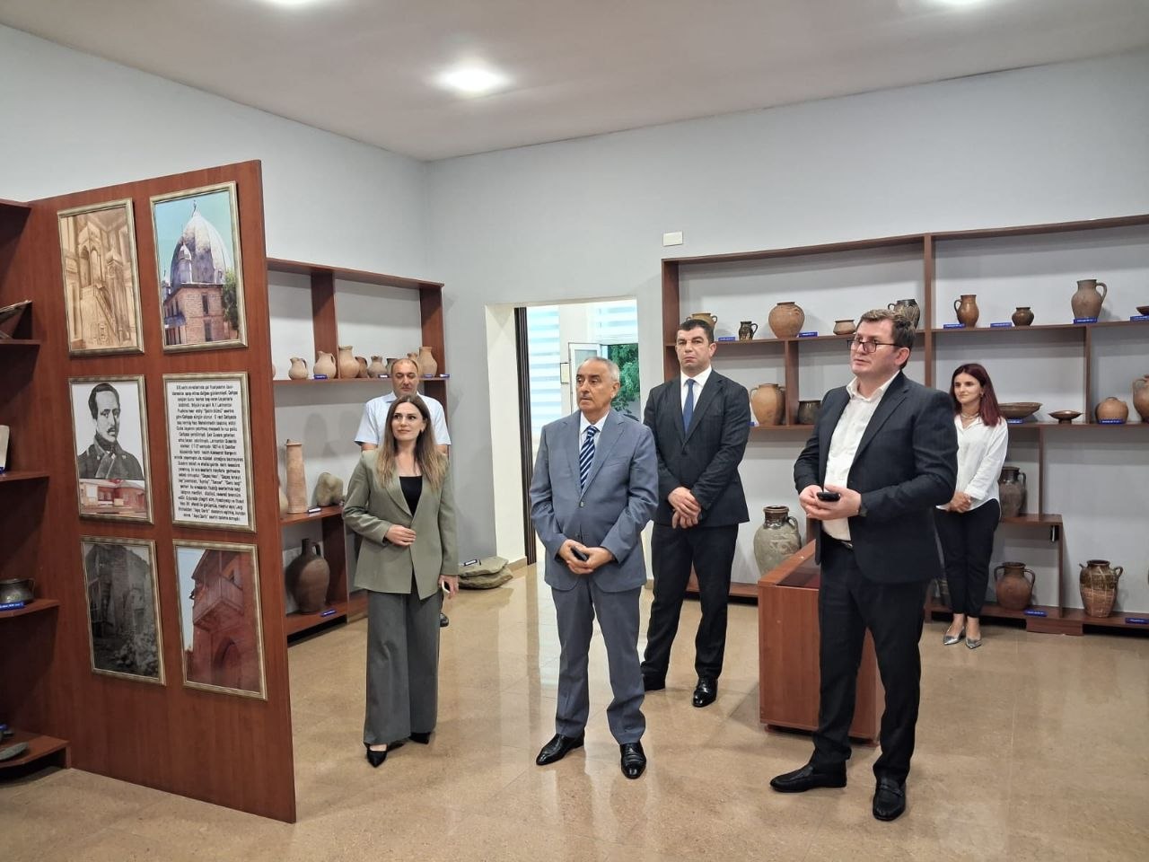 İcra başçısı Qusardakı yenilənmiş Tarix-Diyarşünaslıq Muzeyinə baş çəkdi - FOTO