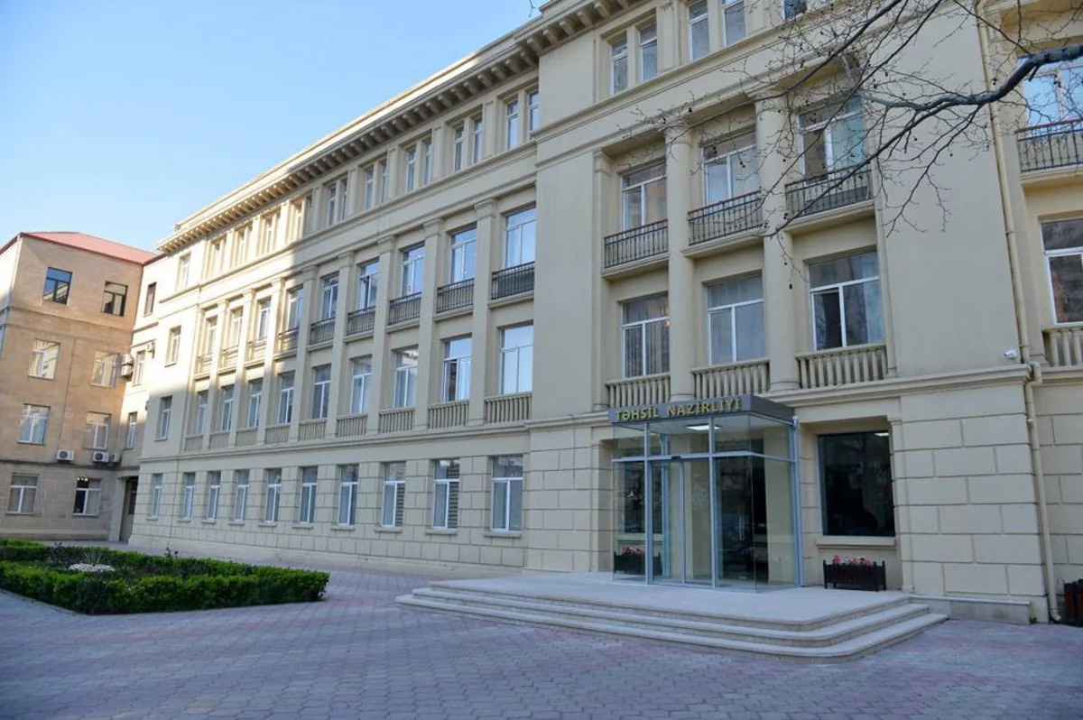 Tədrisi digər dillərdə aparılan VII siniflərdə "Azərbaycan tarixi" fənni Azərbaycan dilində tədris olunacaq