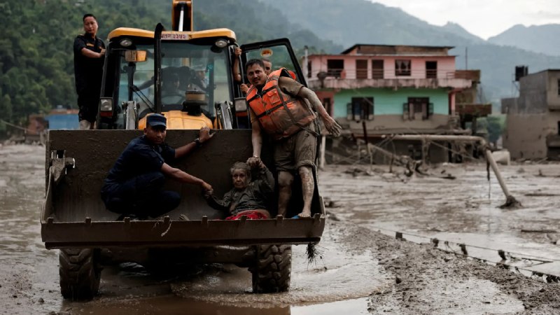 Nepalda daşqınlar nəticəsində ölənlərin sayı 270-ə çatdı Nepalda daşqınlar nəticəsində ölənlərin sayı 270-ə çatdı