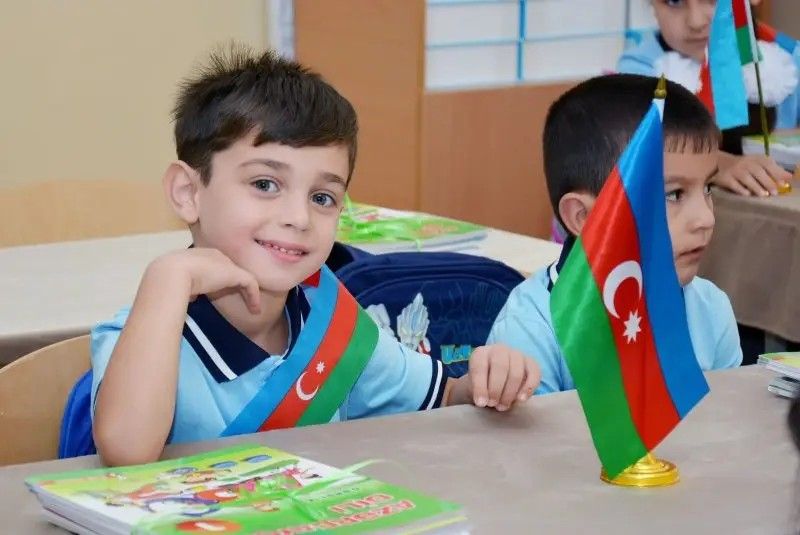 Bir məktəblini hazırlamaq neçəyə başa gəlir? - VİDEO