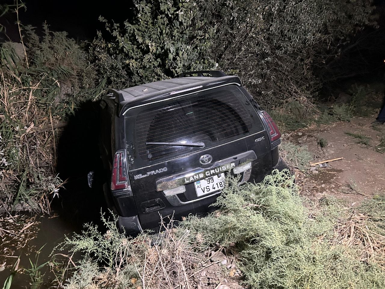 Kürdəmirdə avtomobil aşdı, beş nəfər yaralandı - FOTO