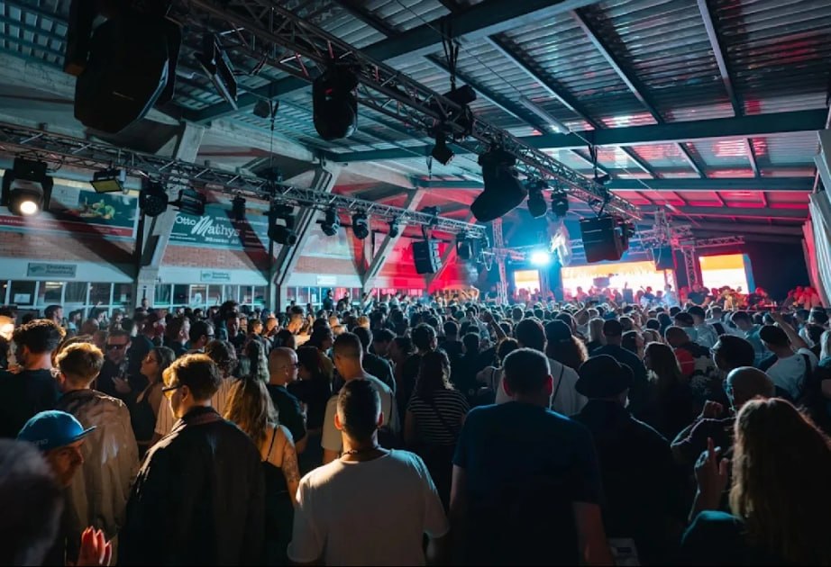 Musiqi festivalında silahlı insident: Xəsarət alanlar var - VİDEO