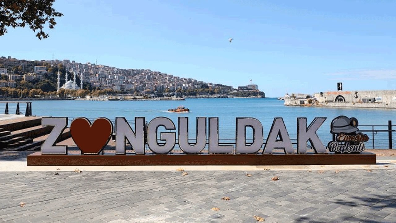 SON DƏQİQƏ: Türkiyənin Qara dəniz sahilində naməlum dron aşkarlandı