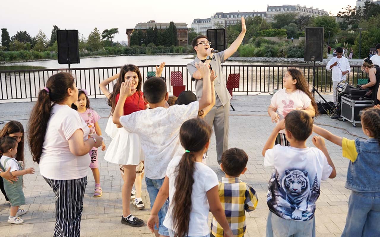 Bakıda yayın son konserti keçirildi- Fotolar Bakıda yayın son konserti keçirildi- Fotolar