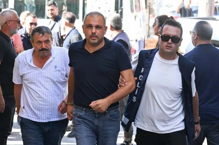 Kiprdə batan gəmi ilə bağlı 2 Azərbaycan vətəndaşı SAXLANILDI