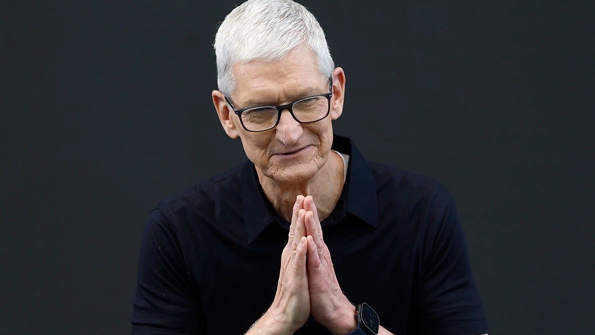 "Apple"ın baş direktoru vəzifəsindən ayrıldı &ndash; VİDEO