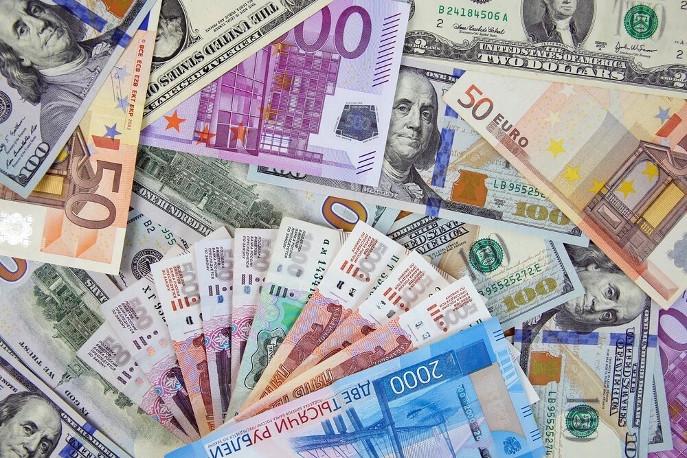 Avro və rubl ucuzlaşdı, dollar isə... &ndash; YENİ MƏZƏNNƏ