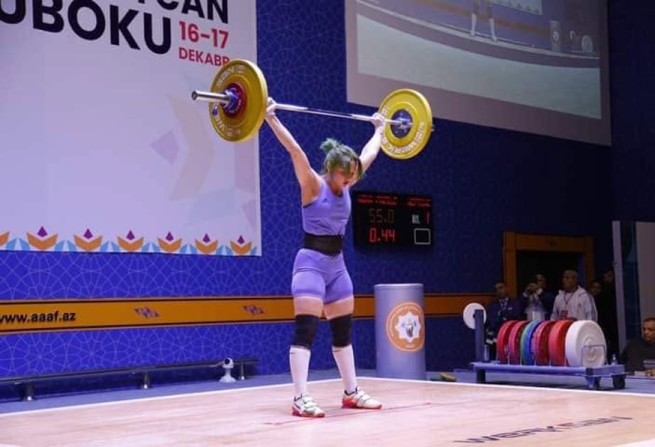 İdmançımız 3 il müddətinə cəzalandırıldı