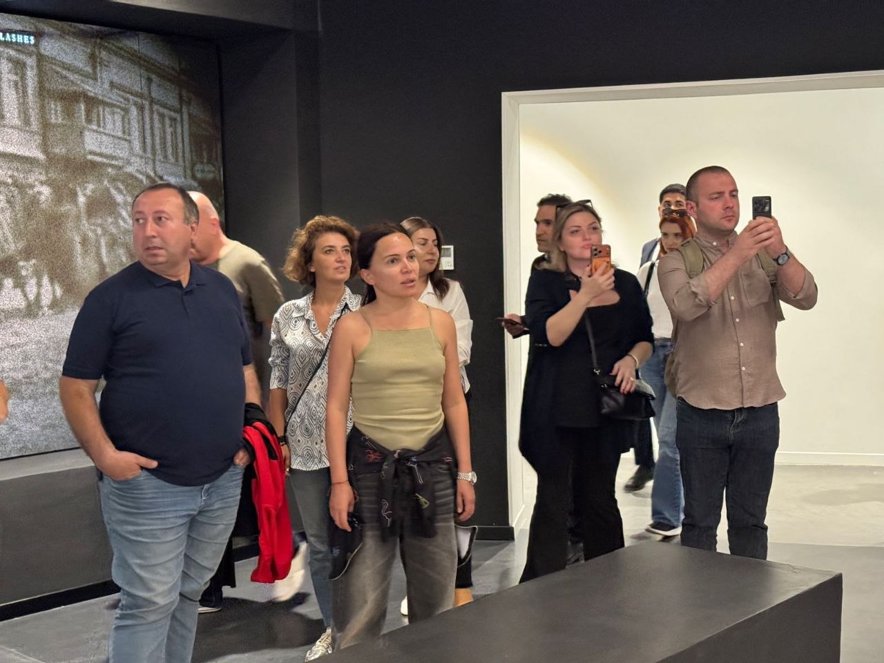 Gürcüstanlı jurnalist və bloqerlər Gəncəyə səfər edib - FOTO