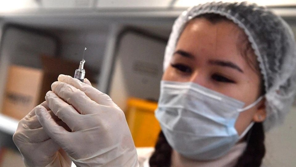 Süni intellektin köməyi ilə insanlar üçün ilk dərman yaradıldı Süni intellektin köməyi ilə insanlar üçün ilk dərman yaradıldı