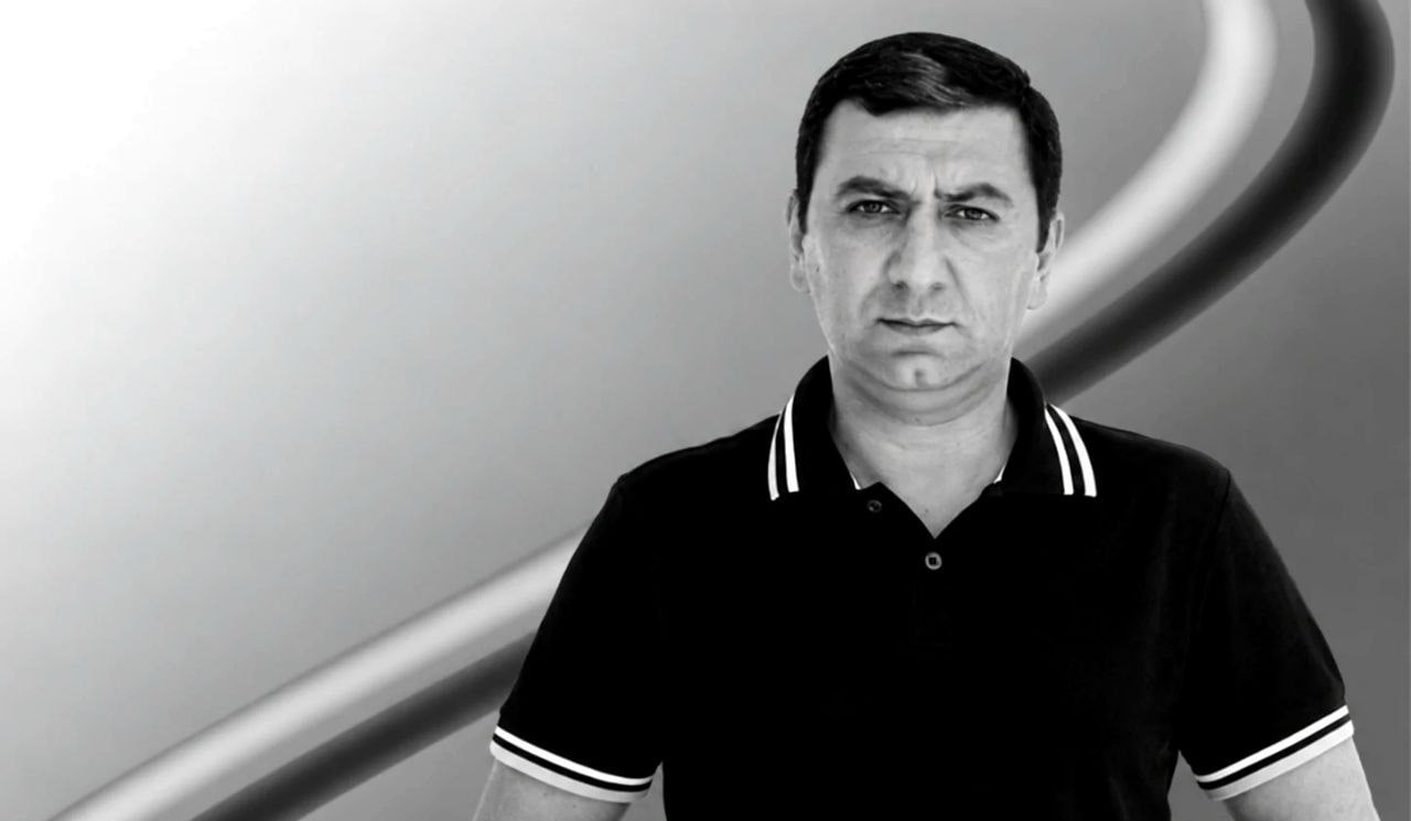 Veteran futbolçu vəfat etdi - FOTO