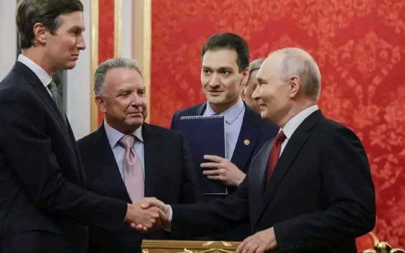 Putin onları yola salan kimi bu ölkəyə getdi