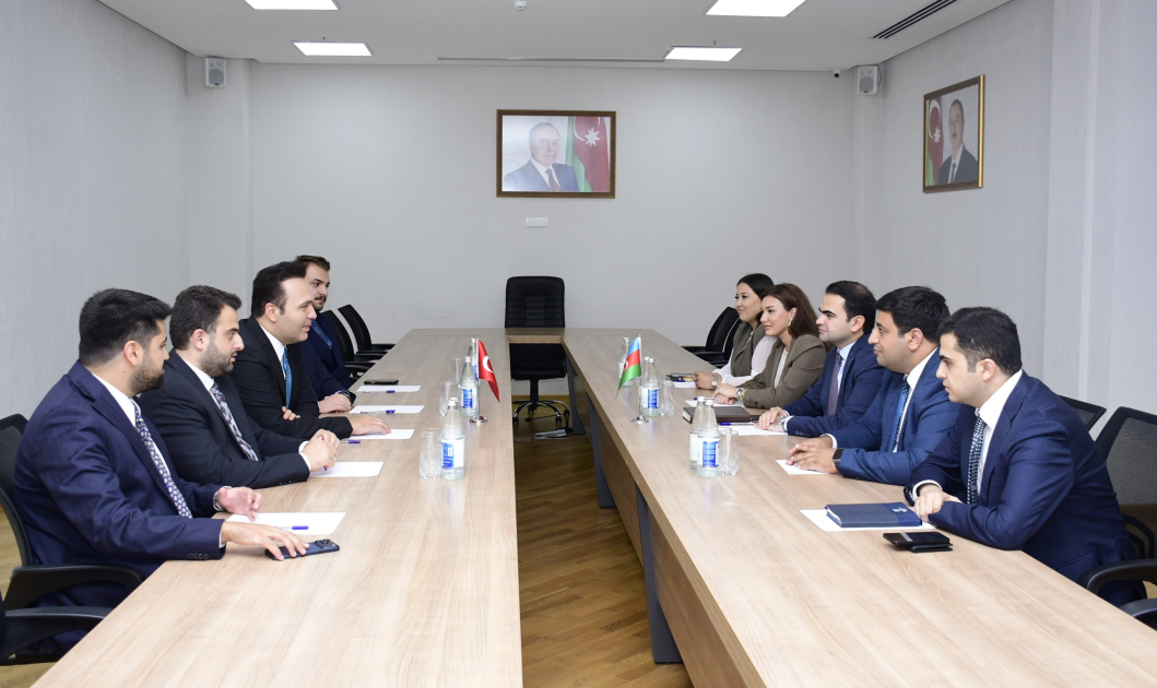 YAP və AK Parti gəncləri arasında görüş keçirildi - FOTO