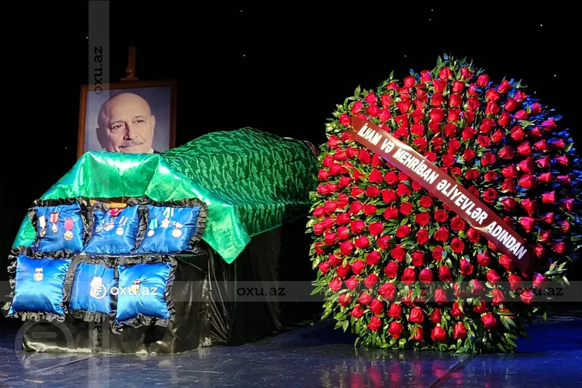 İlham Əliyev və Mehriban Əliyeva Aleksandr Şarovskinin vida mərasiminə əklil göndərdilər - VİDEO