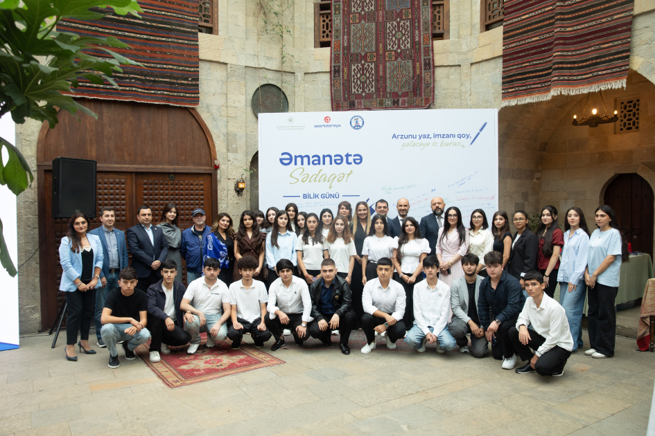 “Əmanətə Sədaqət” layihəsi çərçivəsində şəhid övladları üçün Bilik Günü tədbiri keçirildi – FOTO/VİDEO “Əmanətə Sədaqət” layihəsi çərçivəsində şəhid övladları üçün Bilik Günü tədbiri keçirildi – FOTO/VİDEO