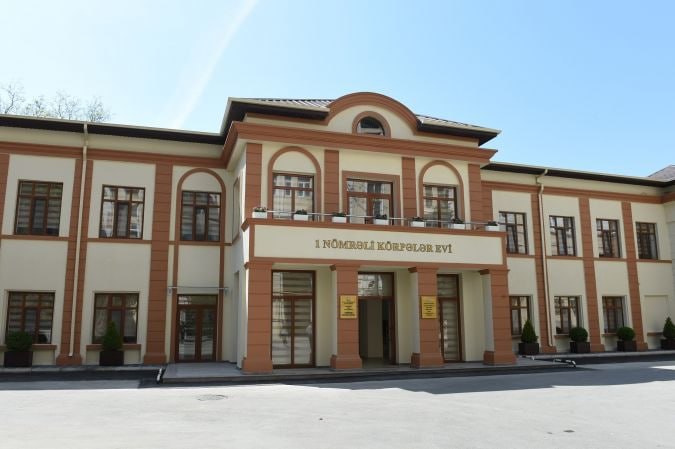 Anasının imtina etdiyi qolsuz doğulan uşaq körpələr evinə YERLƏŞDİRİLDİ