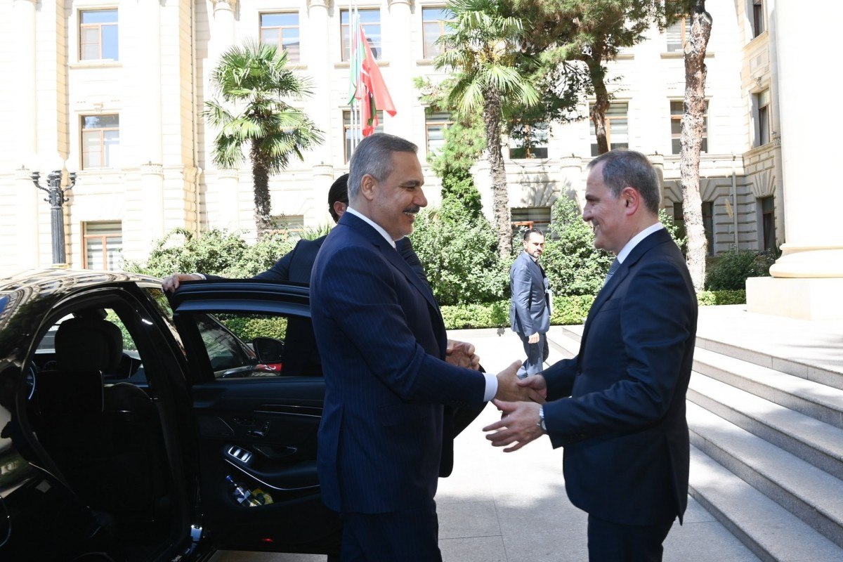 Ceyhun Bayramovun Hakan Fidanla təkbətək görüşü keçirilir &ndash;YENİLƏNİB/FOTO
