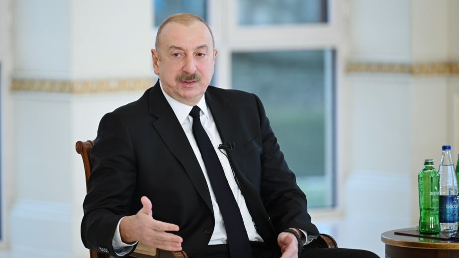 Prezident: "Ermənilər qəbirləri qazıb ölülərin qızıl dişlərini çıxarırdılar"