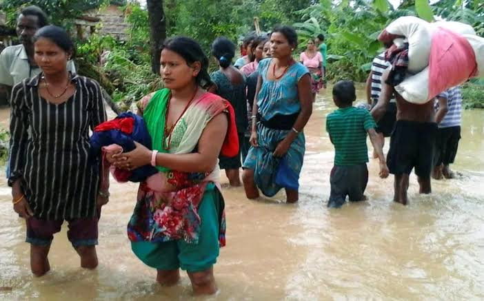 Nepalda insanlar gənələrin yaydığı xəstəlikdən ölməyə başlayıb