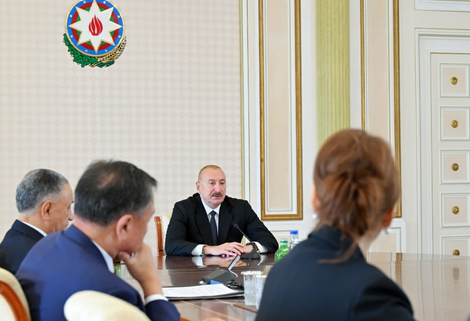 Prezident: "Gənc nəslin vətənpərvərlik ruhunda tərbiyə olunması çox vacibdir"