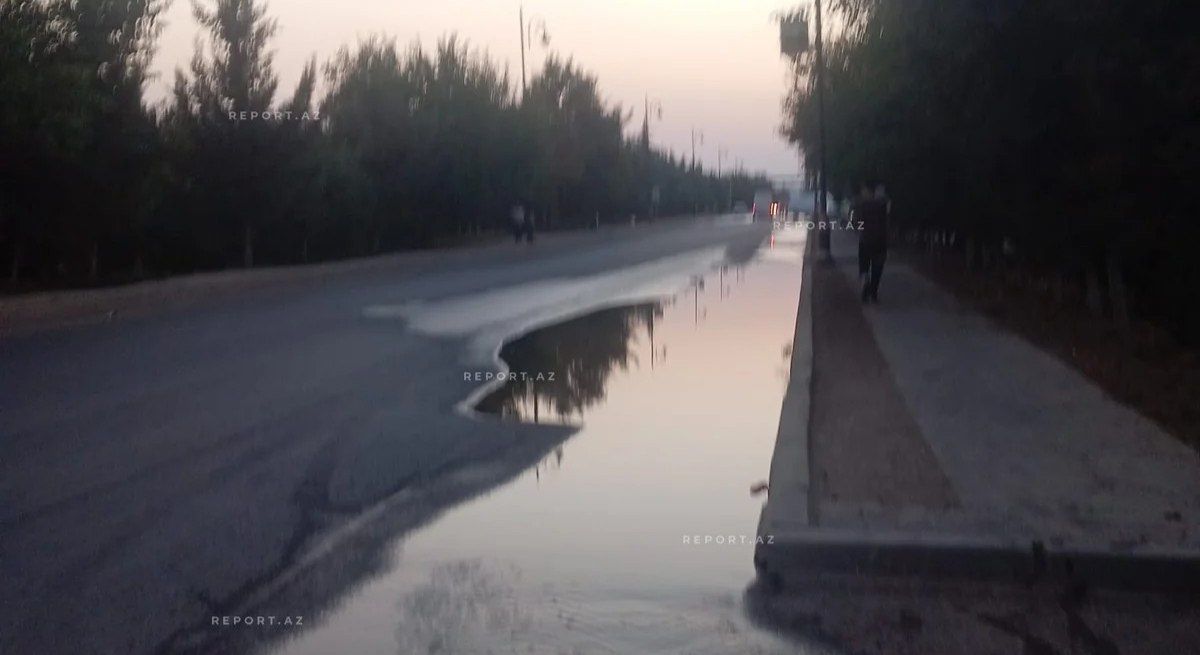 Cəlilabadda içməli su xəttində qəza: Yolu su basdı
