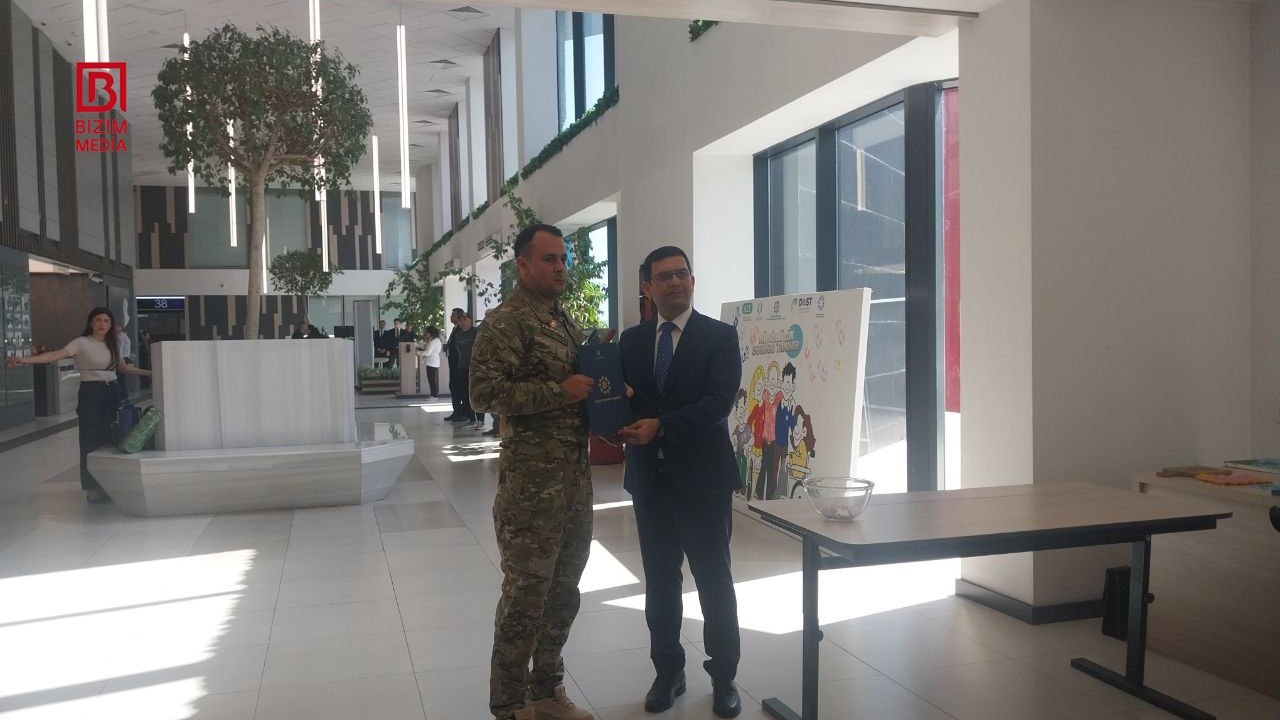 Şəhid ailələri və müharibə əlillərinə daha 36 mənzil verildi &ndash; FOTO