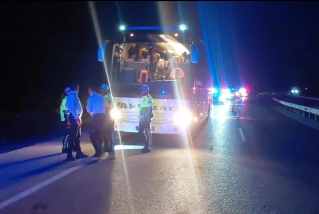 Türkiyədə sərnişin avtobusu qəzaya uğradı - 18 yaralı var
