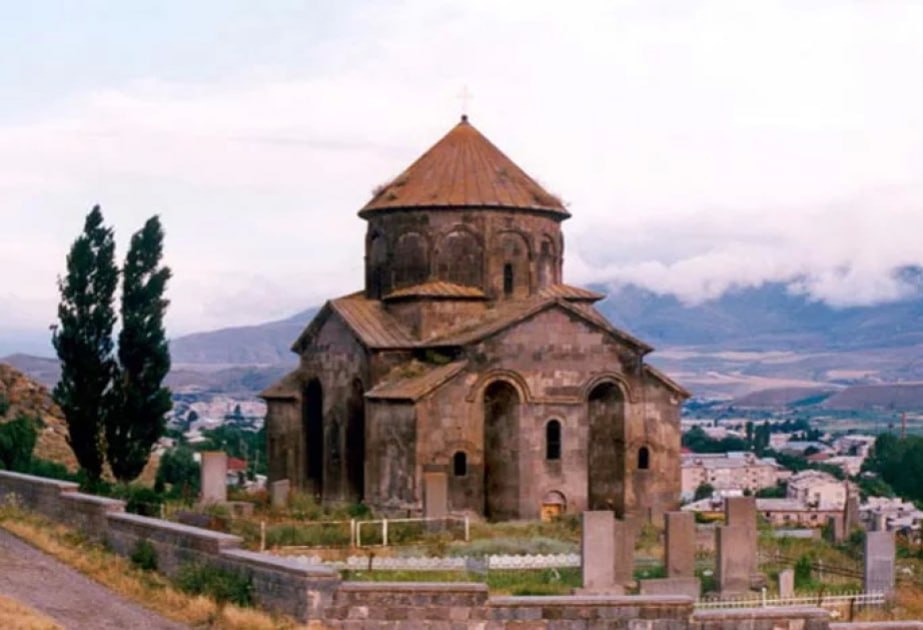 İndiki Ermənistan ərazisində yerləşən kilsə və monastırların 90 faizi alban abidələridir