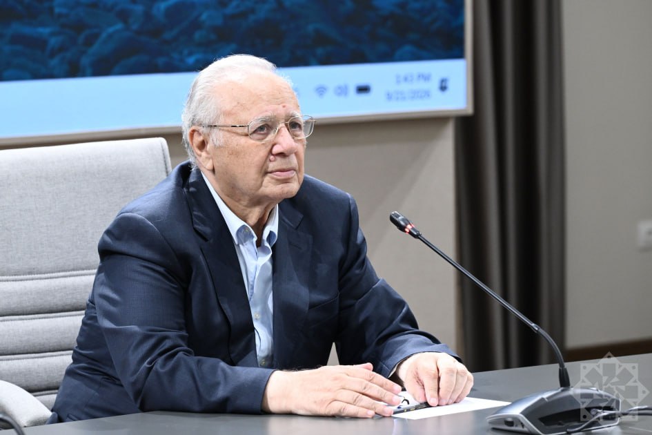 Həsən Həsənov: &ldquo;Ermənilər olmayan yerdən özlərinə tarix düzəldiblər&rdquo;