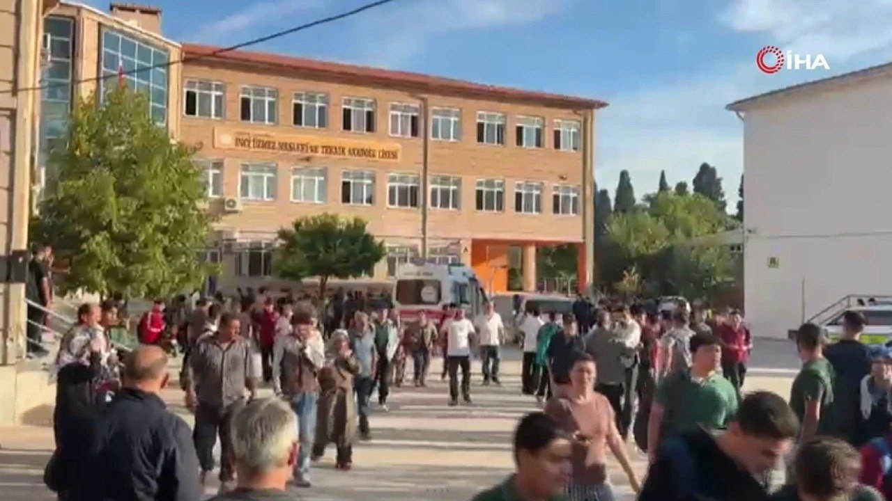 Türkiyədə məktəbə silahlı hücum: Yaralananlar var - FOTO - VİDEO