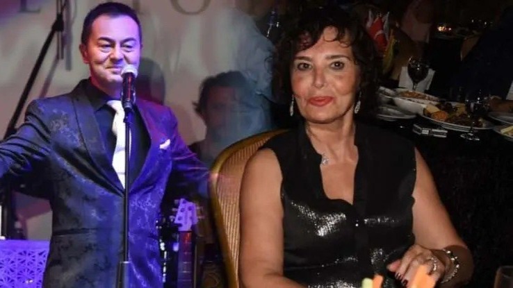 Serdar Ortaçın anasından təsirli şeir &ndash; Göz yaşlarını saxlaya bilmədi - VİDEO