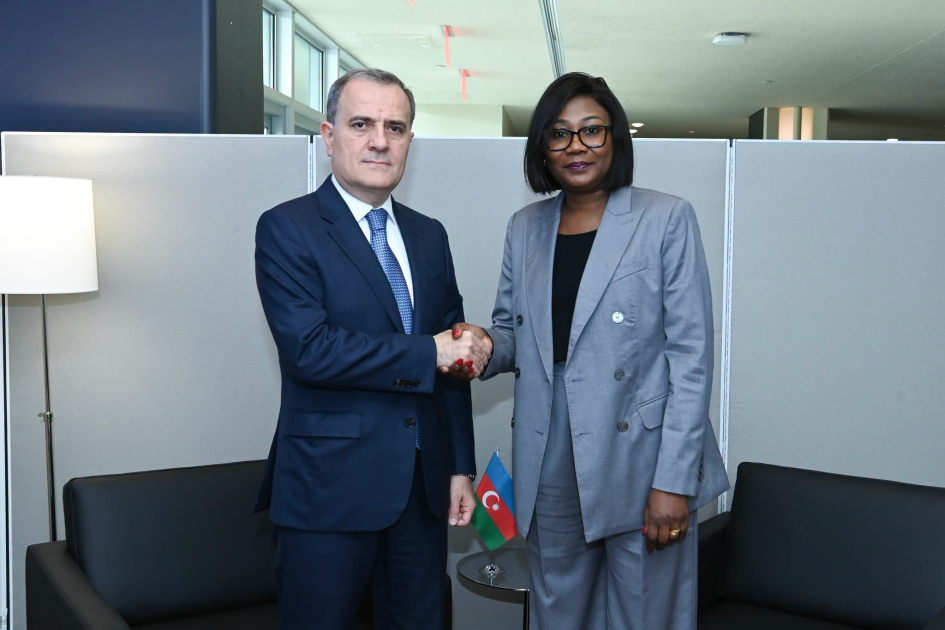 Azərbaycan ilə Mərkəzi Afrika Respublikası arasında diplomatik əlaqələr qurulur - FOTO