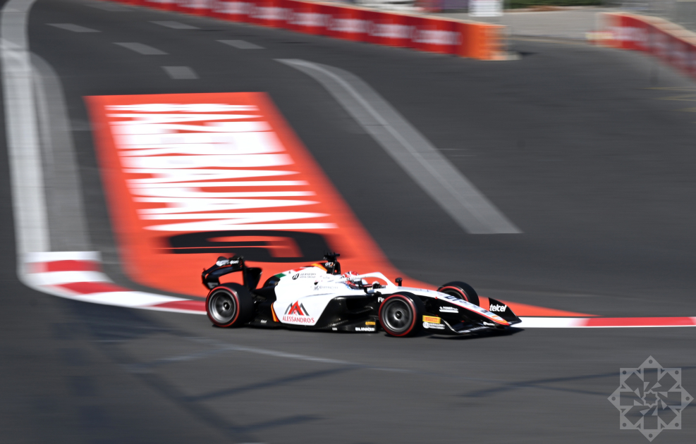 Bakıda Formula 2 üzrə ilk sərbəst yürüşün qalibi bəlli oldu – FOTO Bakıda Formula 2 üzrə ilk sərbəst yürüşün qalibi bəlli oldu – FOTO