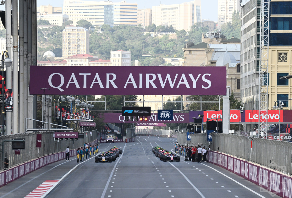 Formula 2: Sprint yarışı start götürdü &ndash; FOTO