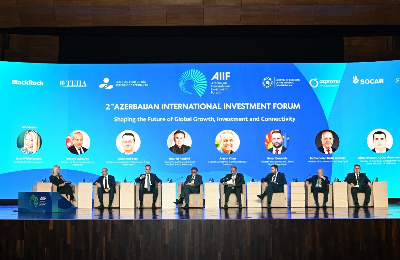 Parçalanmış dünyada ETİMADIN BƏRPASI &ndash; Azərbaycanın strateji rolu müzakirə olundu &ndash; FOTO