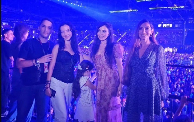 Leyla və Arzu Əliyevalar Ketti Perrinin konsertində - VİDEO