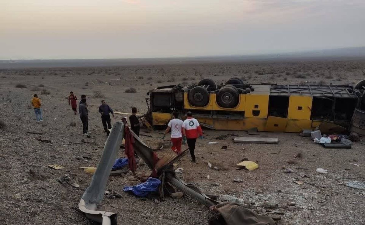 İranda sərnişin avtobusu aşıb - 11 nəfər həyatını itirib