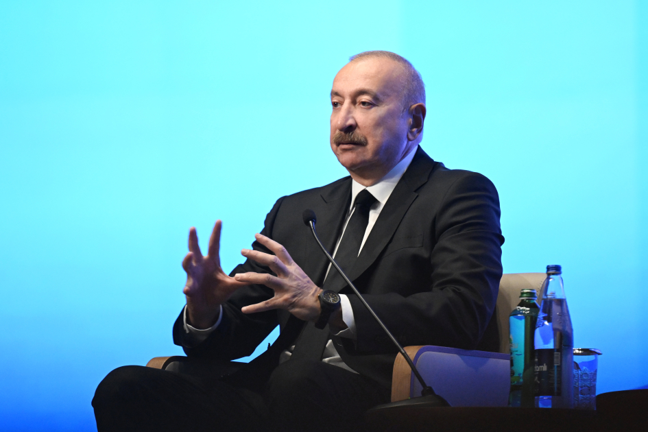 İlham Əliyev: &ldquo;ÜDM-in 70 faizdən çoxu qeyri-neft sektorunun payına düşür&rdquo;