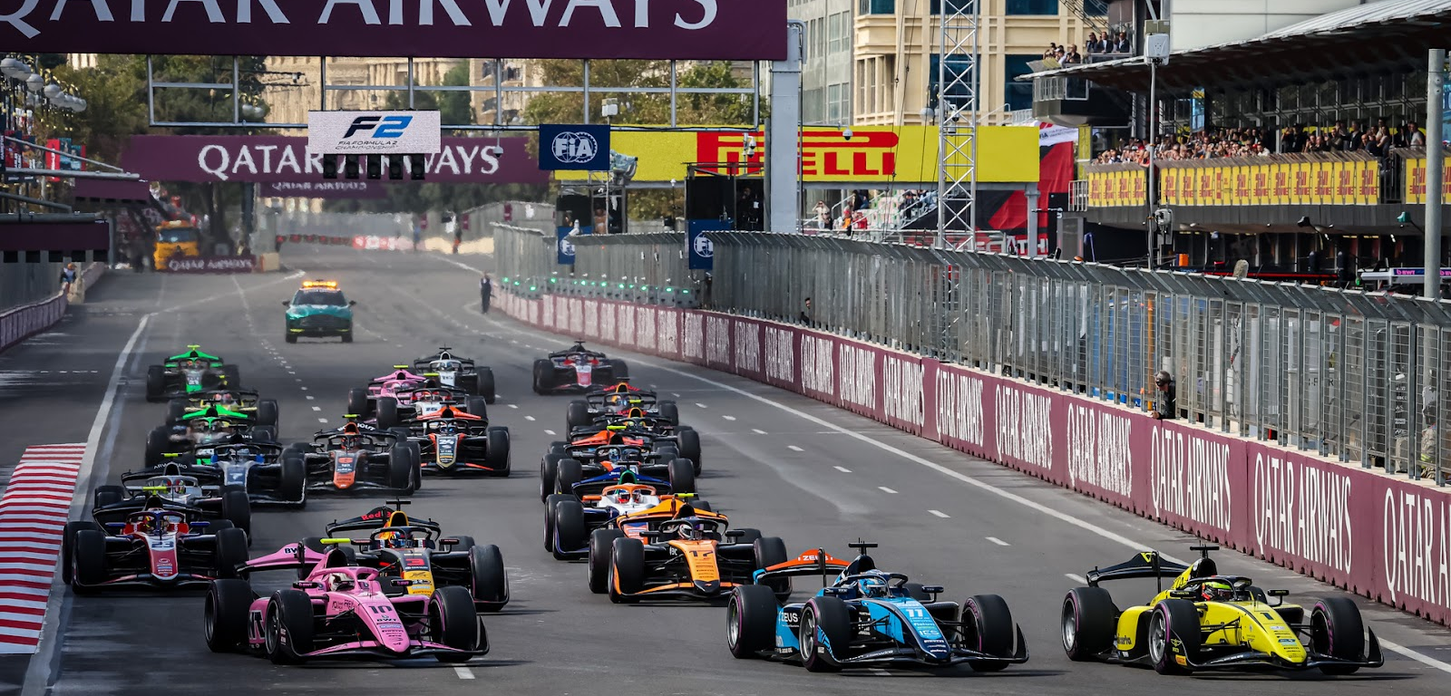 Bakıda keçirilən "Formula 2" üzrə Azərbaycan Qran-prisində ikinci əsas yarış başlayıb