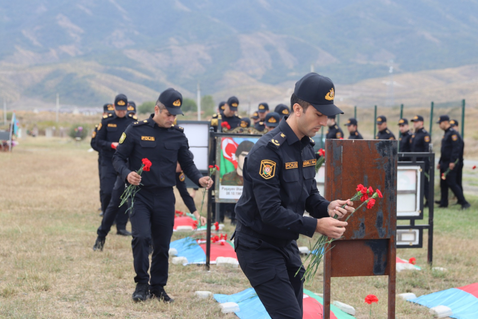 Xocalıda Şəhidlər xiyabanı ziyarət olundu - FOTO