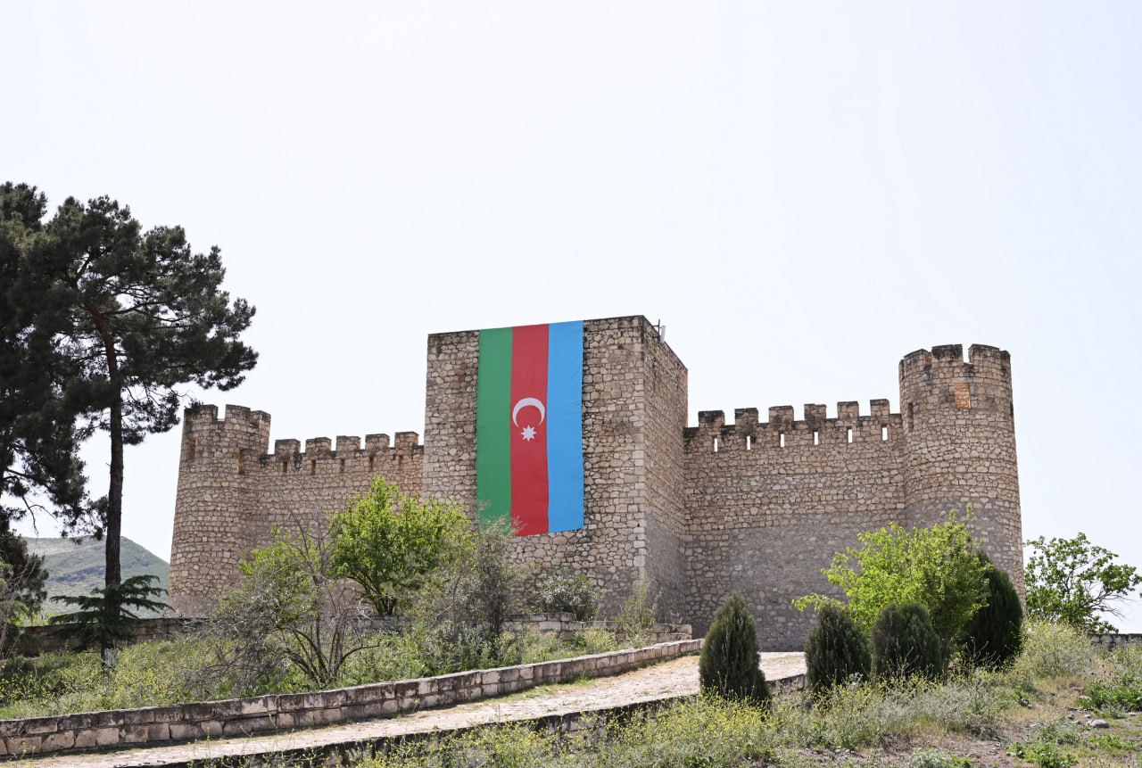 Şahbulaq qalasının turistlər üçün açıq elan ediləcəyi TARİX AÇIQLANDI Şahbulaq qalasının turistlər üçün açıq elan ediləcəyi TARİX AÇIQLANDI