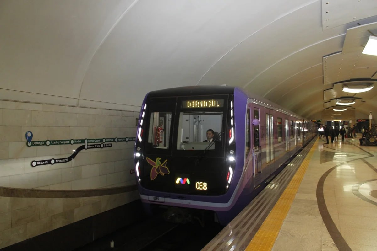 Metro qatarlarında ilk tibbi yardım çantaları niyə yoxdur? &ndash; RƏSMİ AÇIQLAMA