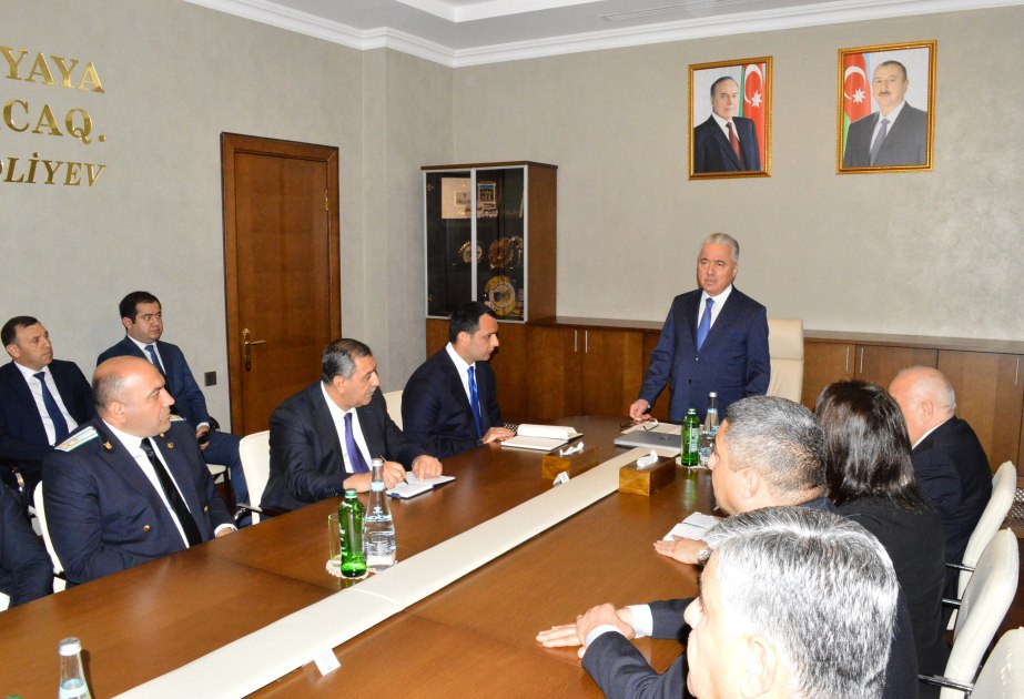 Naftalanın icra başçısı kollektivə TƏQDİM OLUNDU Naftalanın icra başçısı kollektivə TƏQDİM OLUNDU