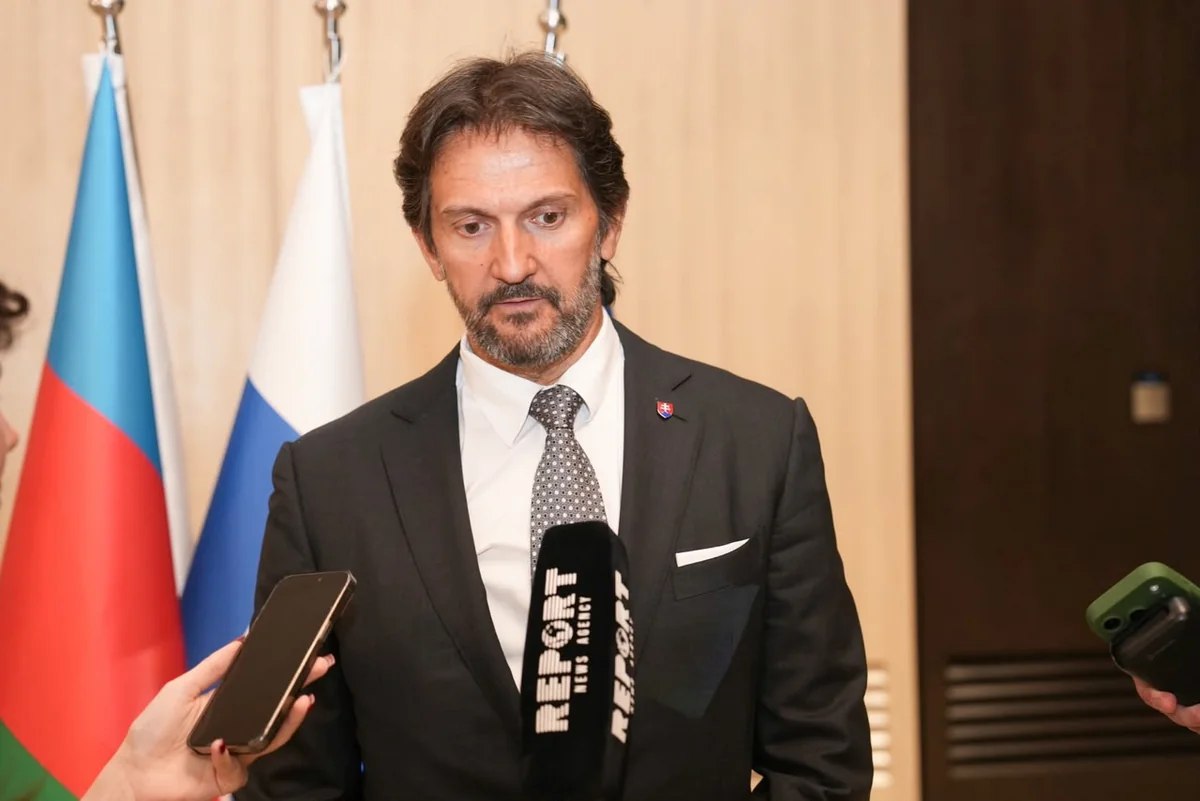 Slovakiyanın müdafiə naziri Azərbaycana gəldi