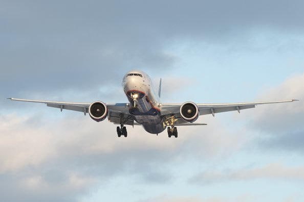 Qaçırılma xəbəri yayılan təyyarənin pilotları dava edibmiş &ndash; YENİLƏNİB &ndash; VİDEO