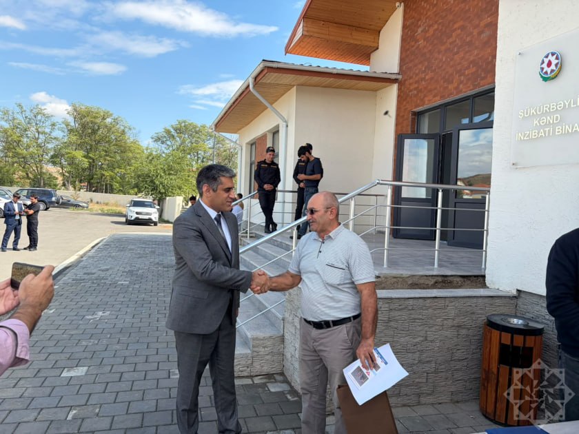 Şükürbəyli kəndində daha 9 ailəyə evlərinin açarları təqdim olundu &ndash; FOTO