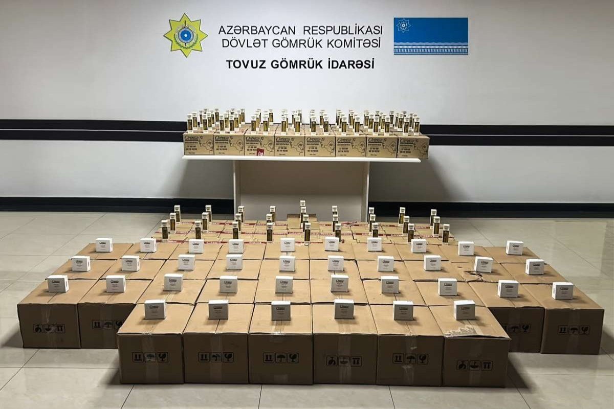 4752 ədəd kosmetik vasitəni gömrükdən keçirmək istədilər &ndash; QARŞISI ALINDI