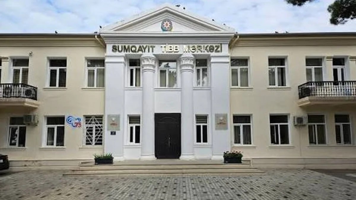 Sumqayıtda 13 tibb işçisi bir gündə işdən çıxarıldı - Aralarında baş həkimlər də var